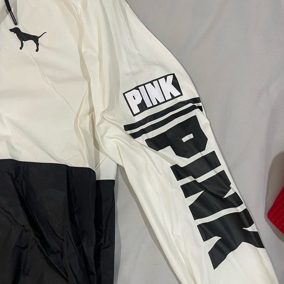 PINK Windbreaker - Picture 3 of 9